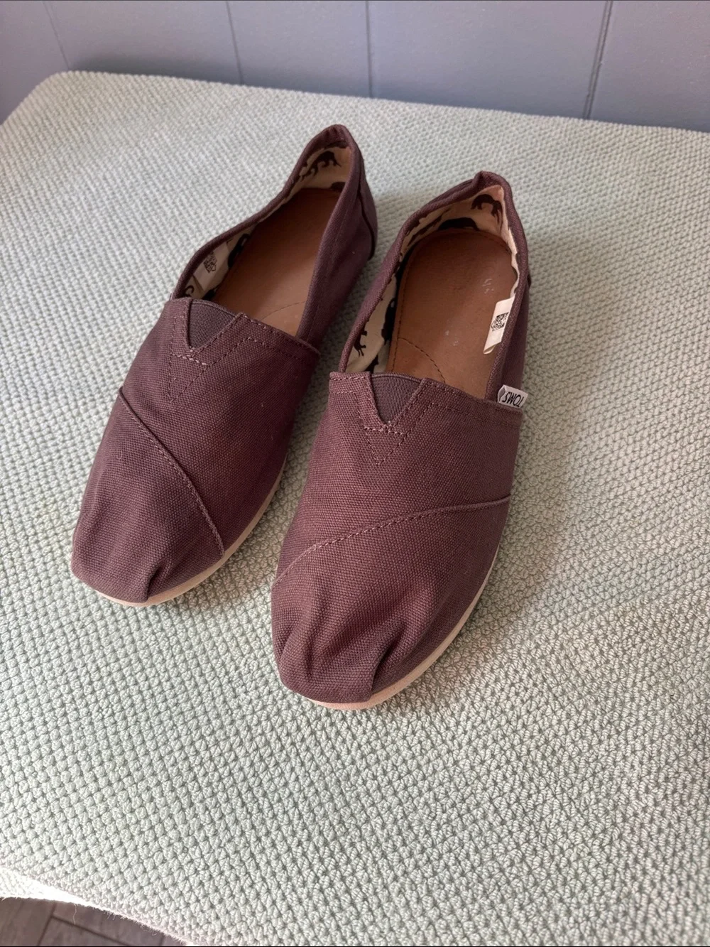 Toms Women Espadrilles in Plum Brown Canvas
